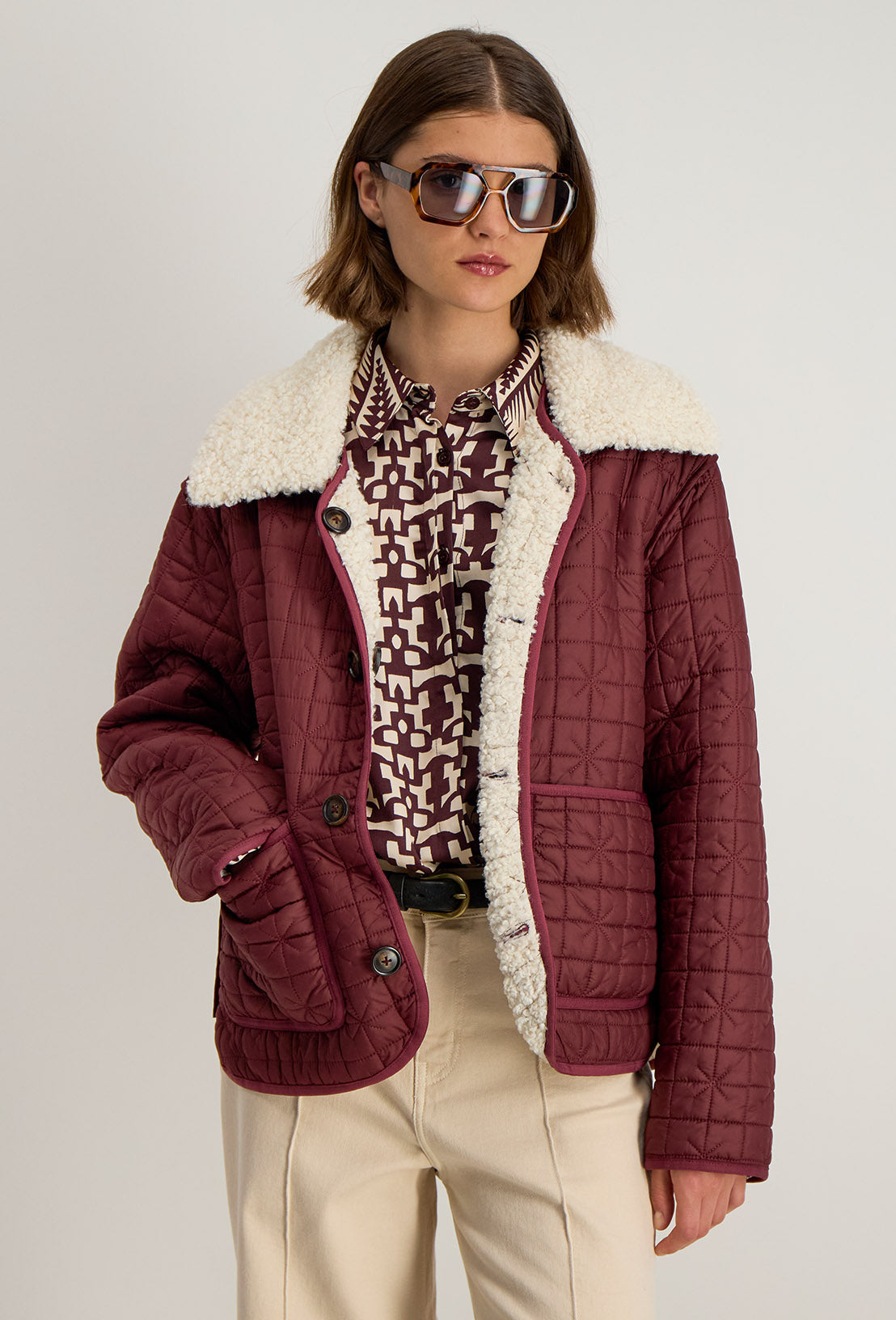 Veste Marija bordeaux, pièce réversible pour un look bohème ou urbain