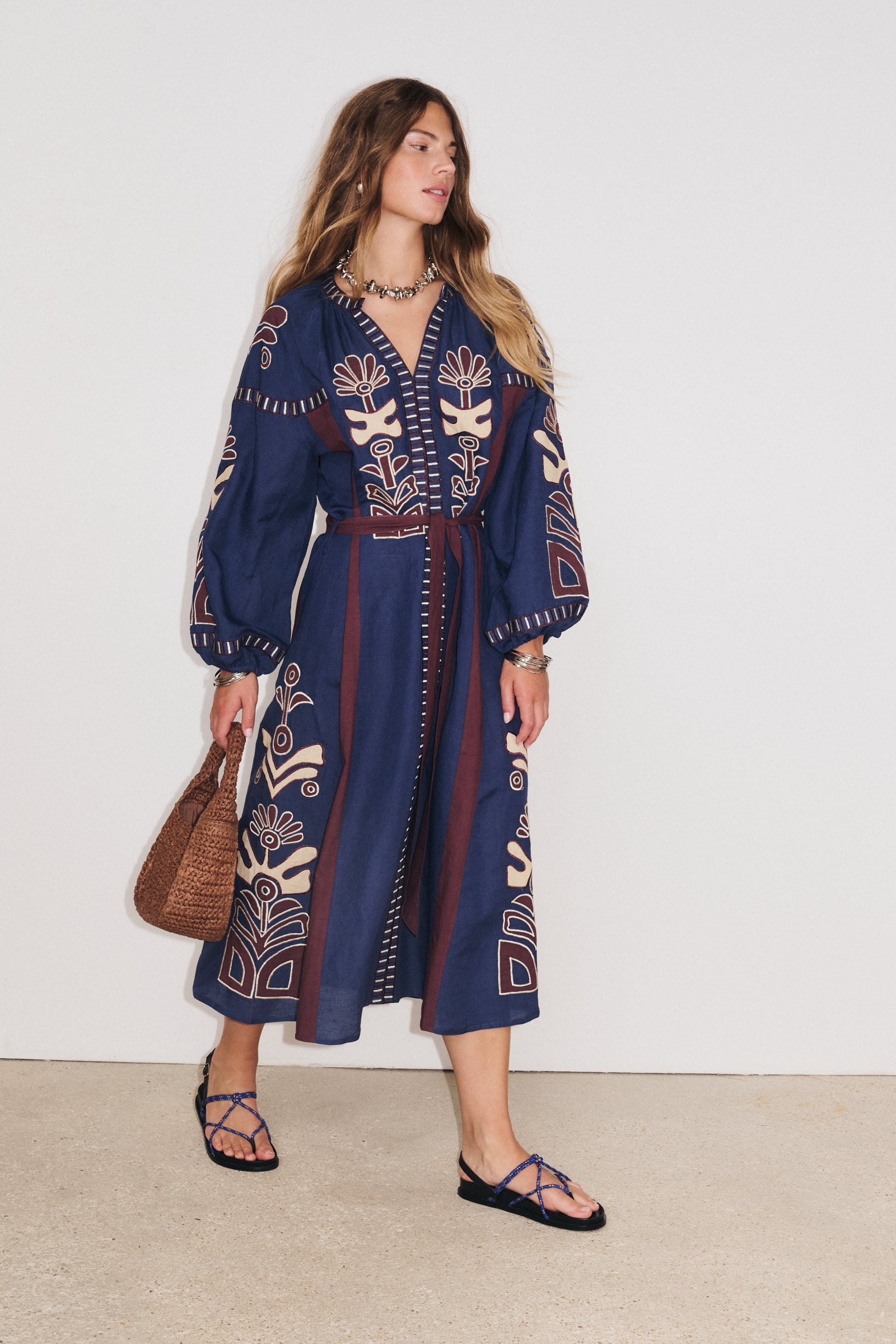 embroidered dress boho ANOUCK - the bohemian long dress Color:Salmon Alo Yoga Soft Courtside collection_black_shoes