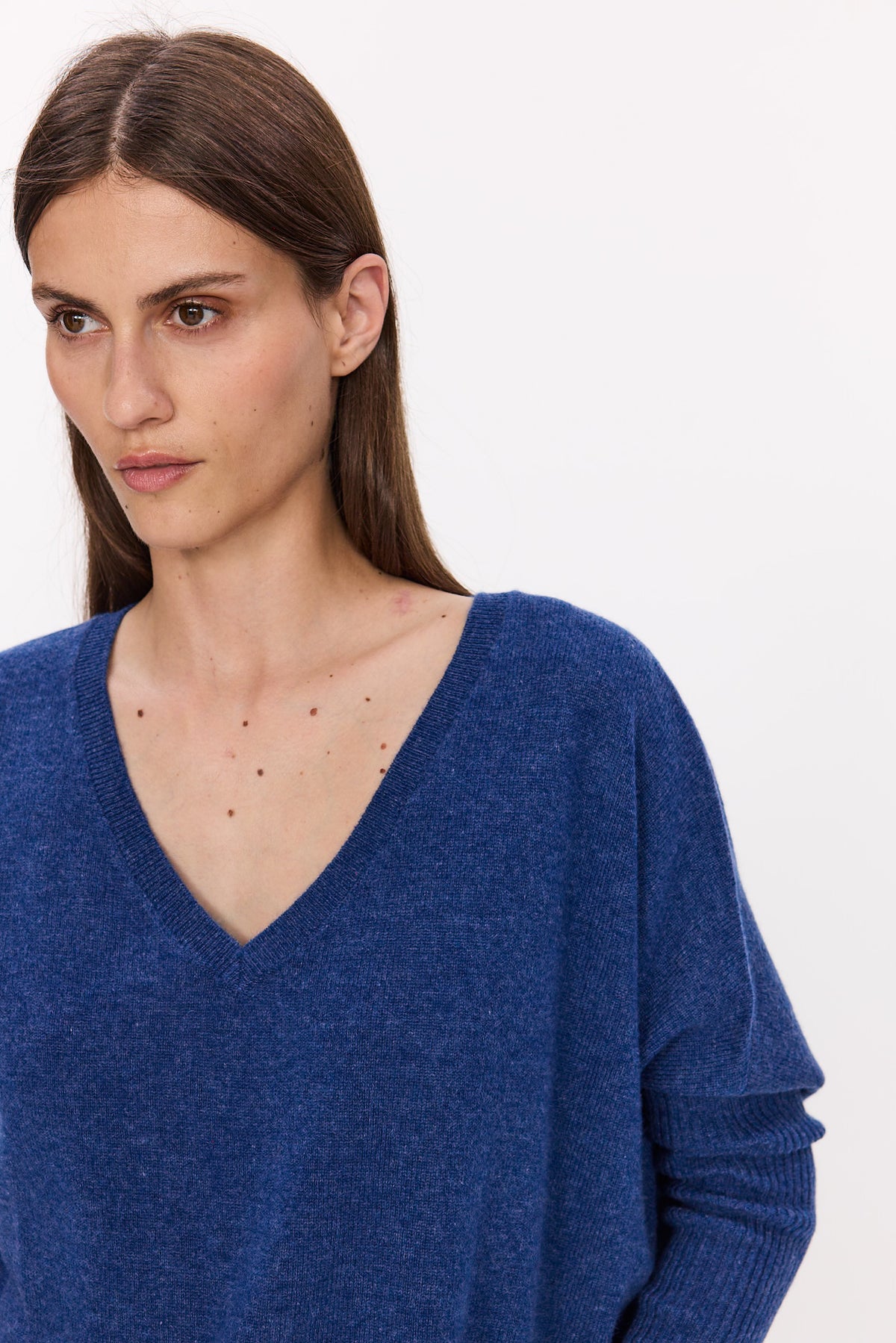 PULL COL V