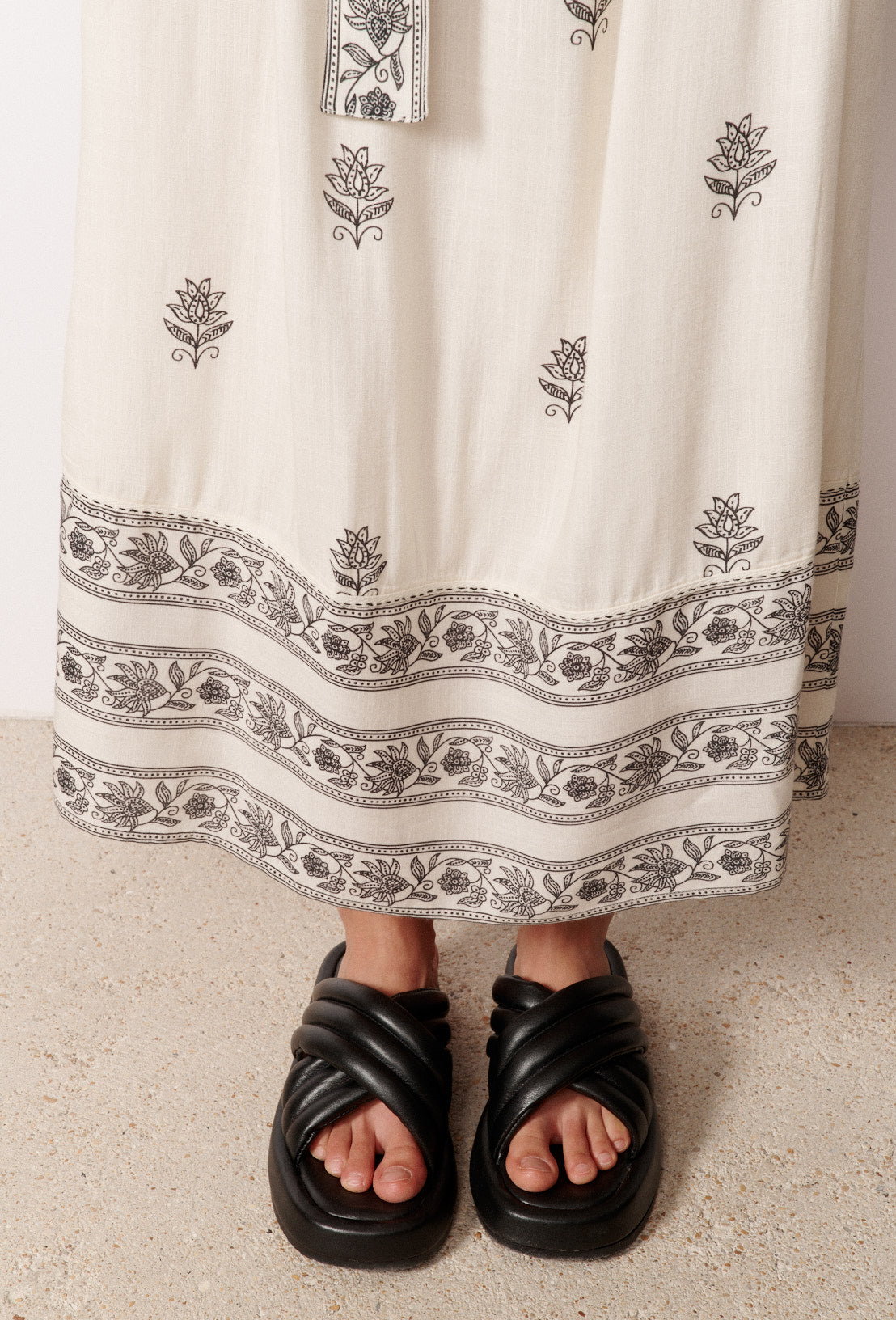 SANDALES CROISEES LENIE