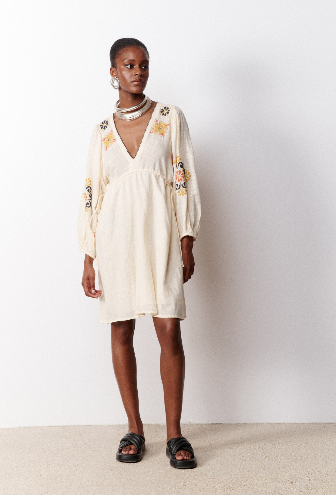 ROBE COURTE VALENTINA