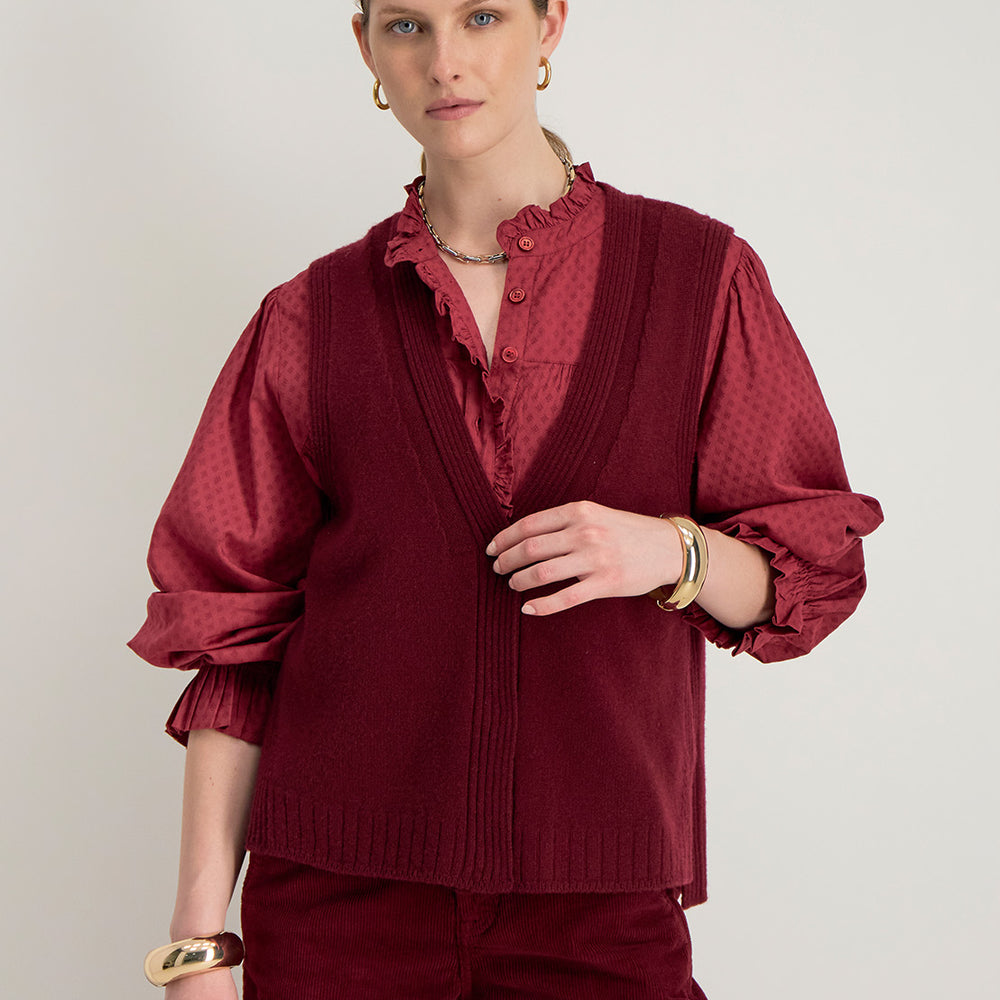 Gilet femme Hilda en mérinos,maille fine et silhouette enveloppante