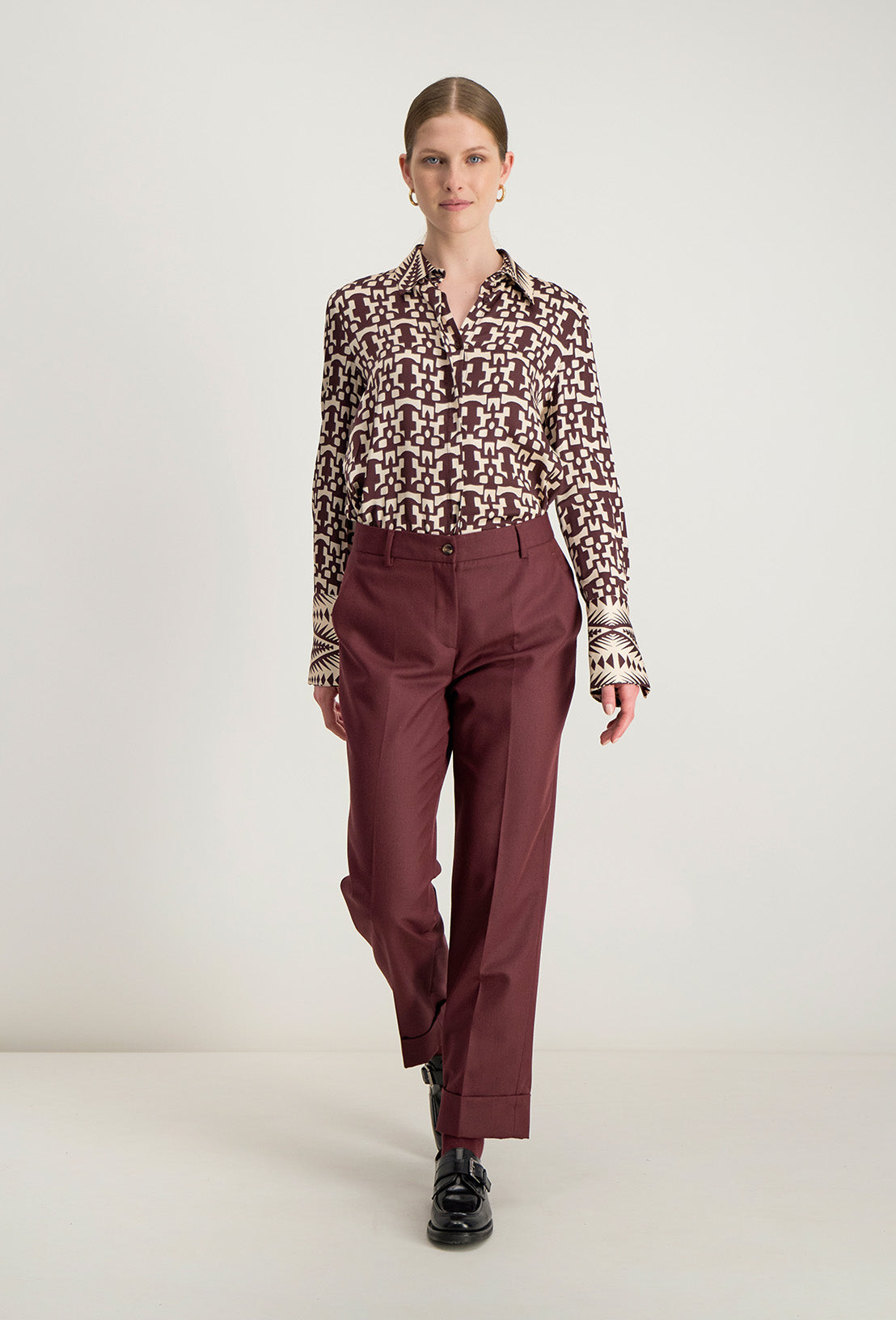 Pantalon Raina coupe fuselée 7/8 pour femme, poches italiennes et fermeture zip + bouton