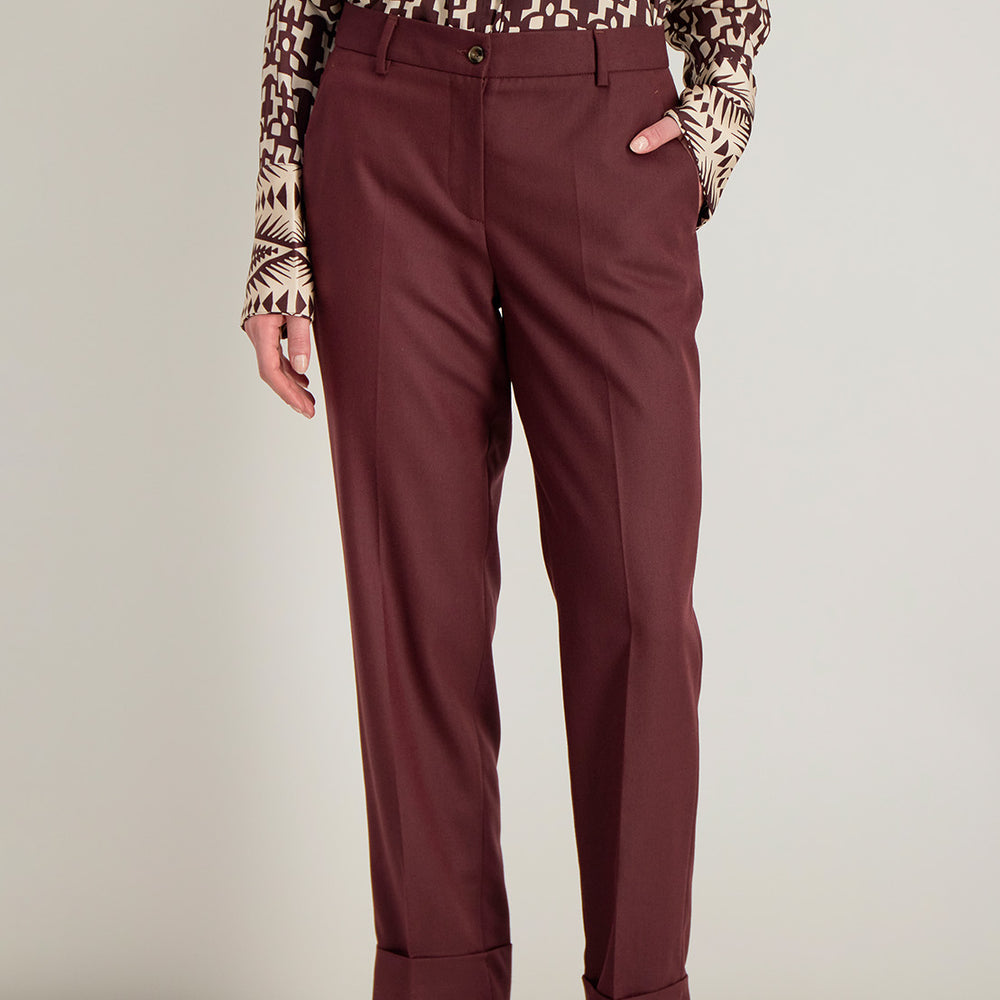 Pantalon Raina femme coupe tailleur moderne avec finitions soignées