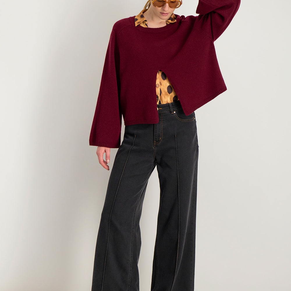 Pull Hilda femme à col rond, coupe évasée et ouverture devant, manches larges raglan
