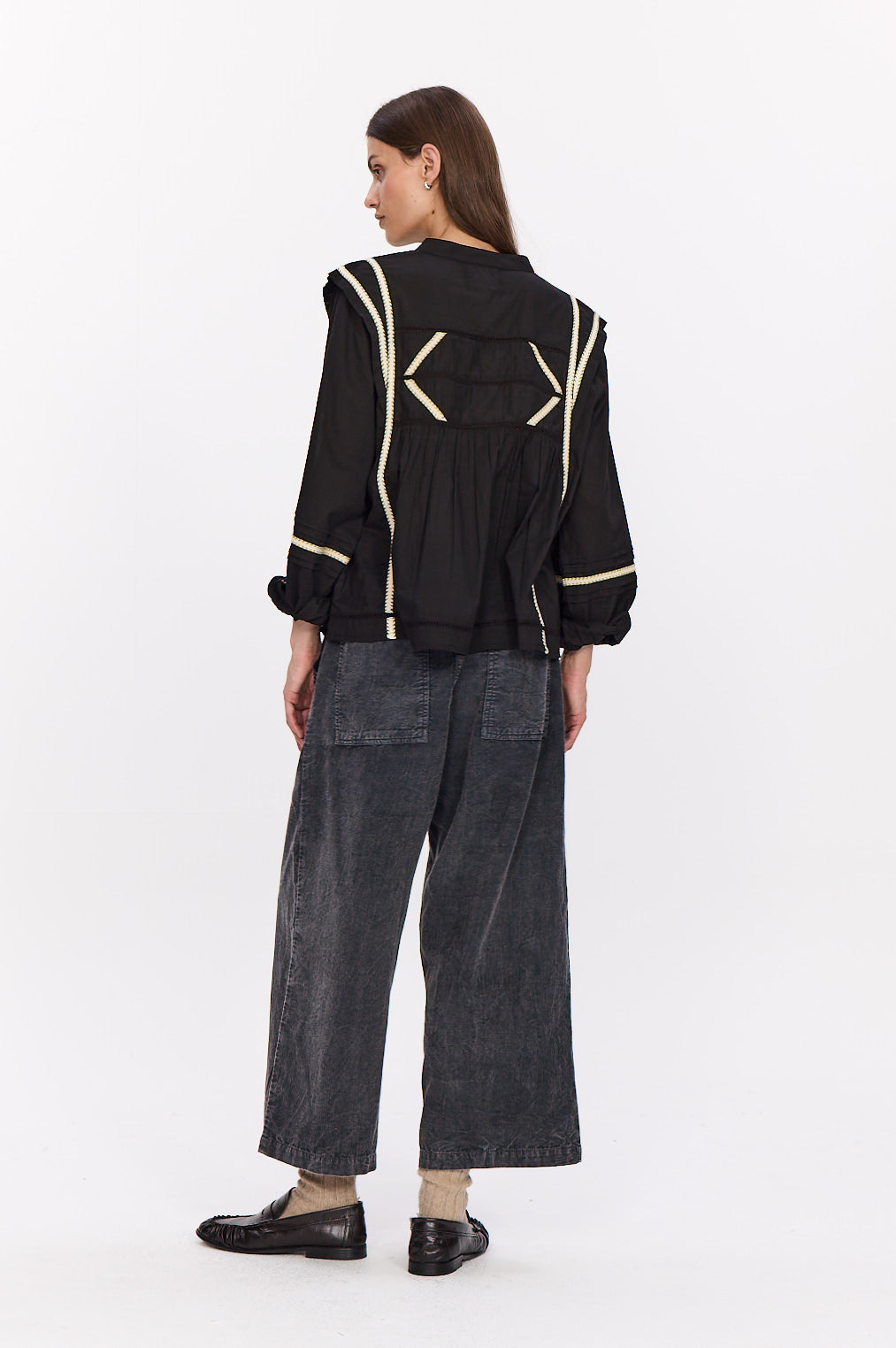 128 . UNIKY LONG SLEEVE SHIRT