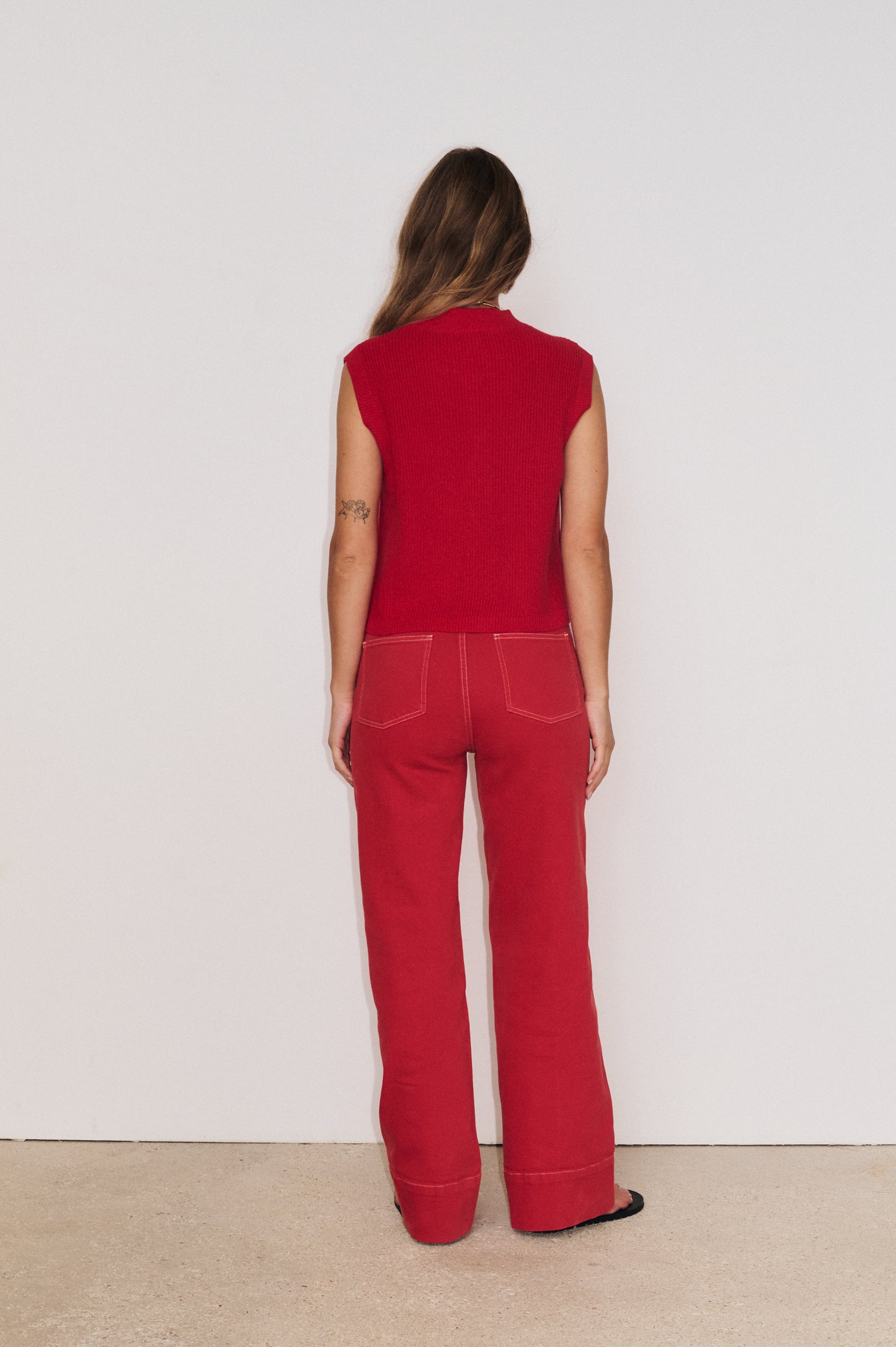 Gilet Kim Stella Forest vue dos, coupe ajustée et fluide