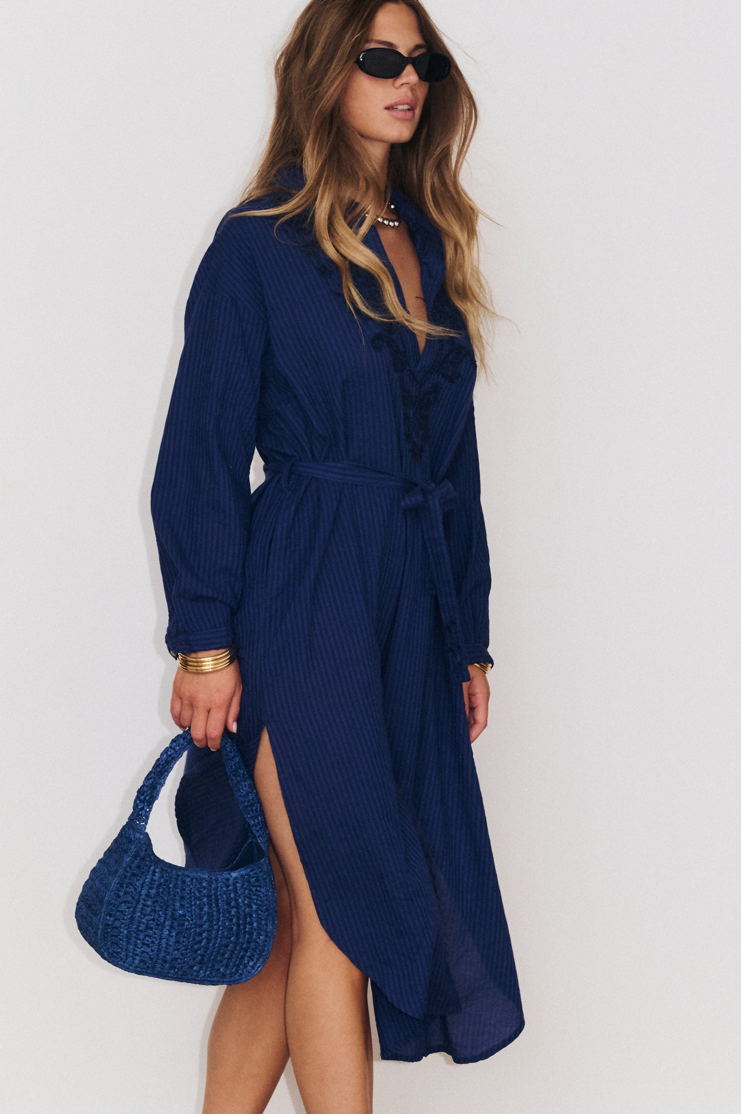 Robe Billie marine Stella Forest portée avec allure bohème chic